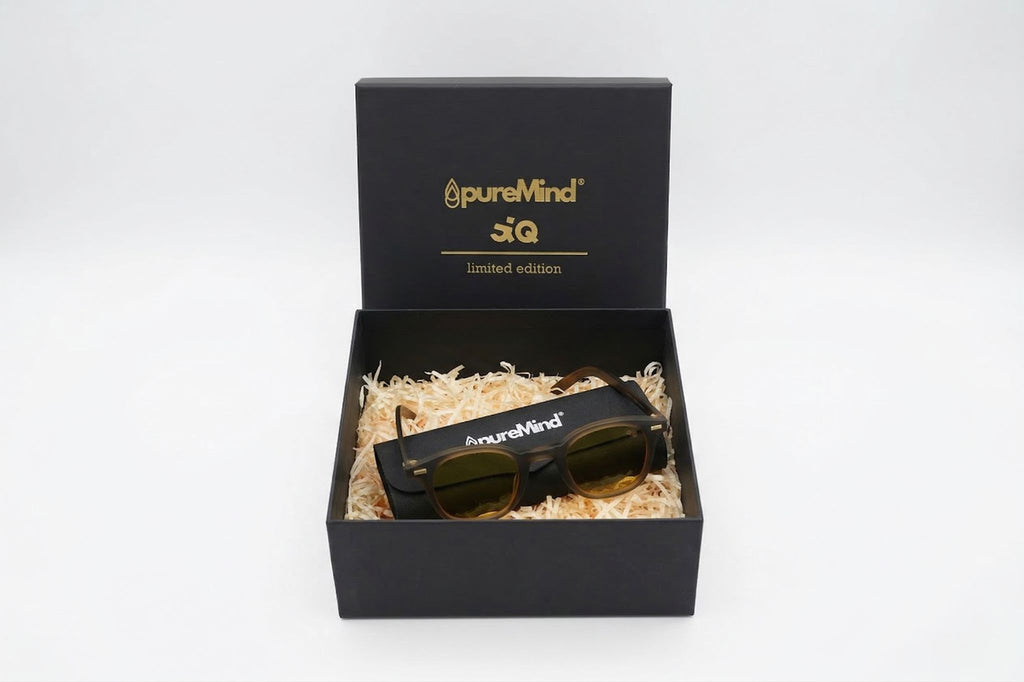 Kit Edición Especial iQ – Gafas + Calcetines